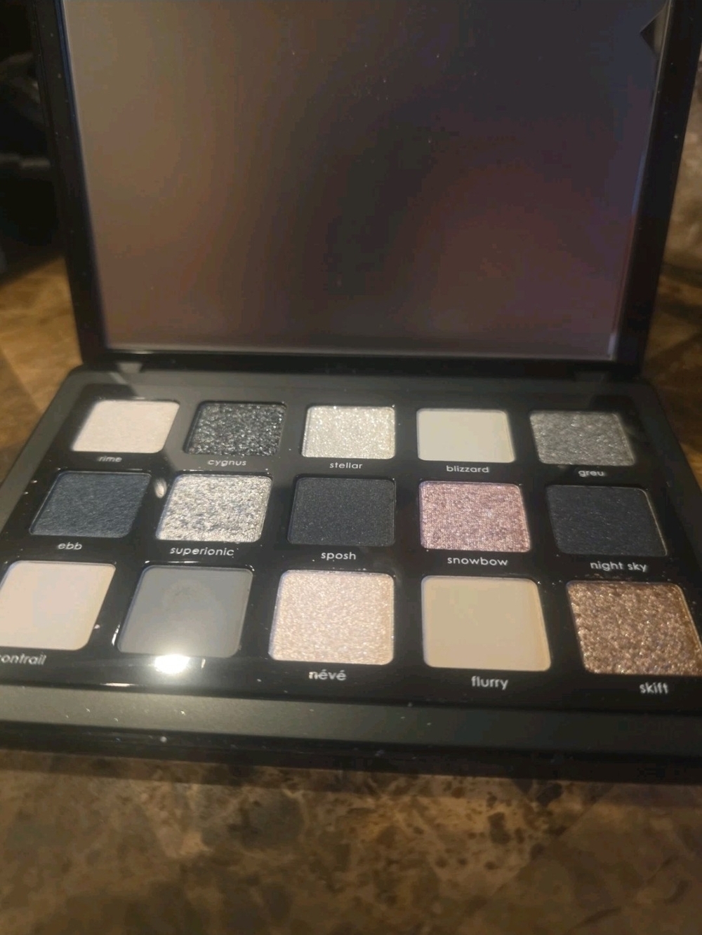 Natasha Denona Xenon Eyeshadow Palette - Black Speckled Case - Picture 5 of 5